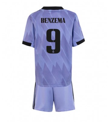 Real Madrid Karim Benzema #9 Bortedraktsett Barn 2022-23 Kortermet (+ Korte bukser)